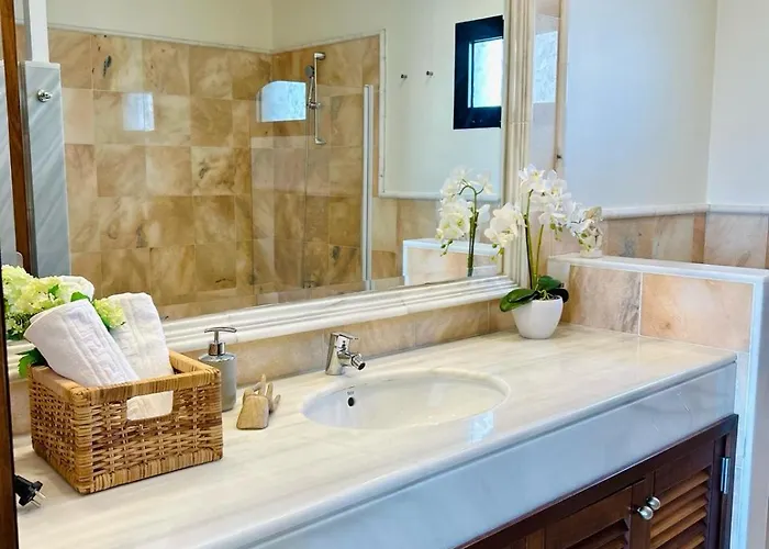 Sunset Zafiro Βίλα